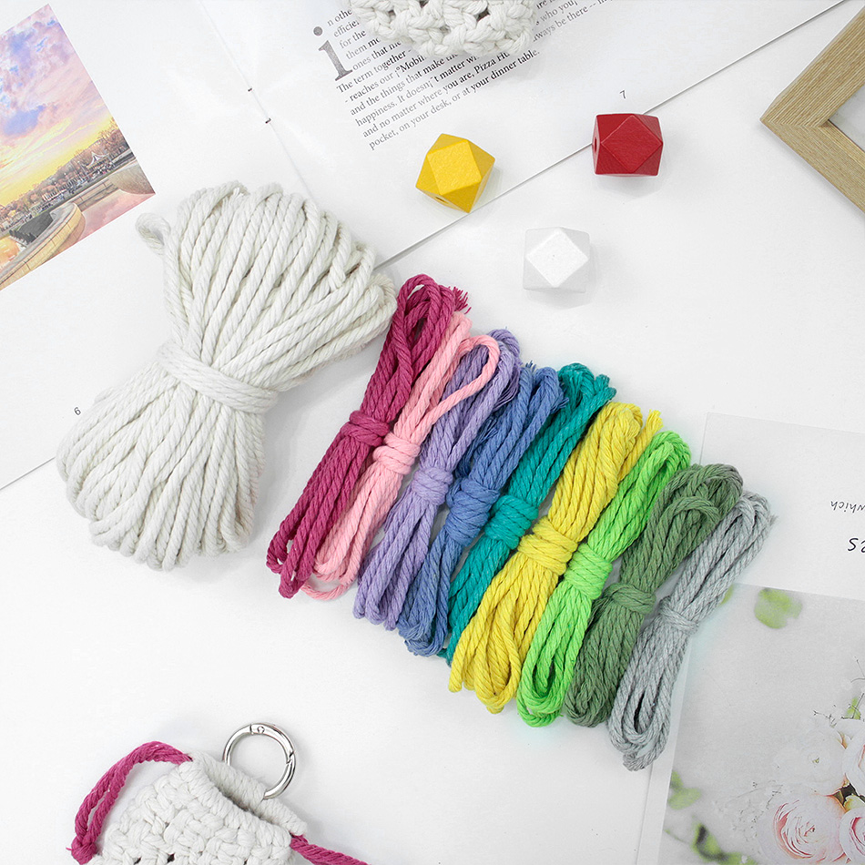 Boho Daisy Earphone Storage Ba - Earphones review and price